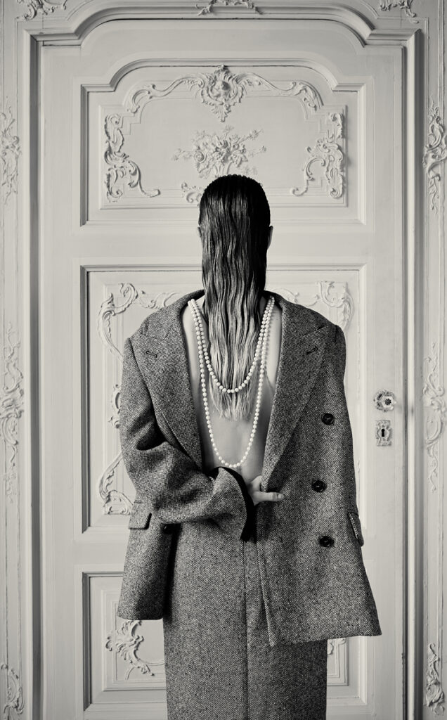 Numéro Switzerland - photographer paolo guadagnin - styling Luigi Nisi - makeup anna maria negri - hair alessandro pompili - w-mmanagement - milano - agency